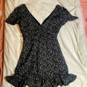 Black and white floral print !